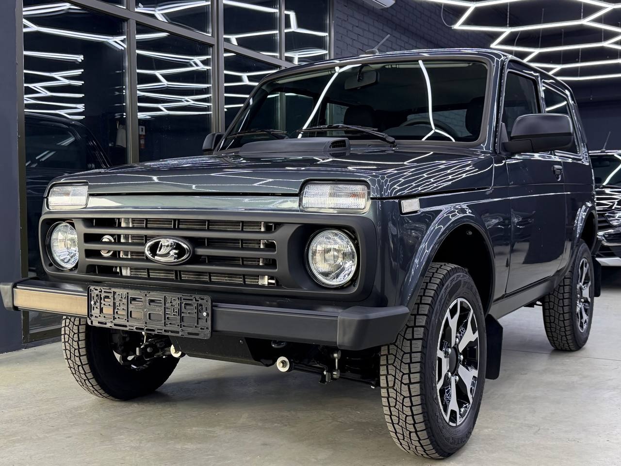 LADA Niva Legend